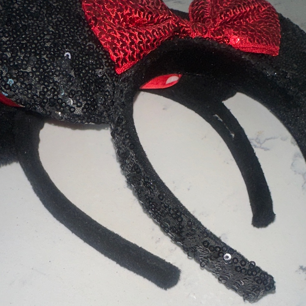 Disney 2 Pack Minnie Mouse Sequin Ears and Red Polka Dot Bow Headbands - Picture 6 of 7